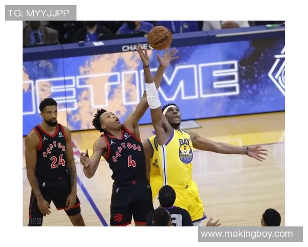 勇士与猛龙激战正酣精彩比分图片回顾与分析 勇士与猛龙激战正酣精彩比分图片回顾与分析