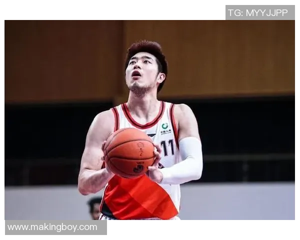 吴冠希在篮球赛场上的成长与突破展现了中国体育的希望与未来 吴冠希在篮球赛场上的成长与突破展现了中国体育的希望与未来