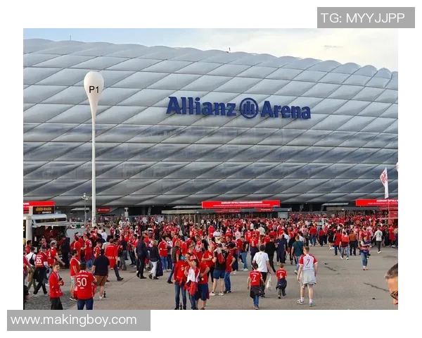 莱万重返安联球场引发拜仁球迷愤怒声讨纷纷指责其忘恩负义