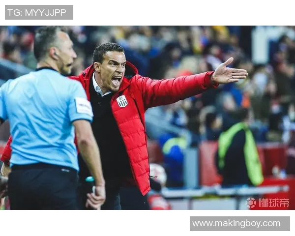 萨尔茨堡红牛迎战利物浦展现欧洲足球激情与实力对决